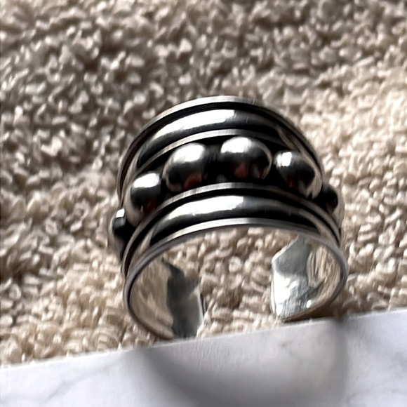 Jewelry | Vintage 925 Estate Open Design Ring Is Expandable For Any ...